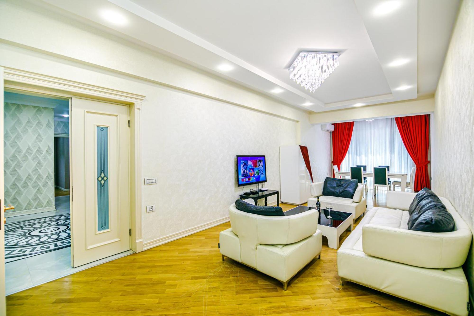Park Azure Vip Apartment By Baku Housing Esterno foto