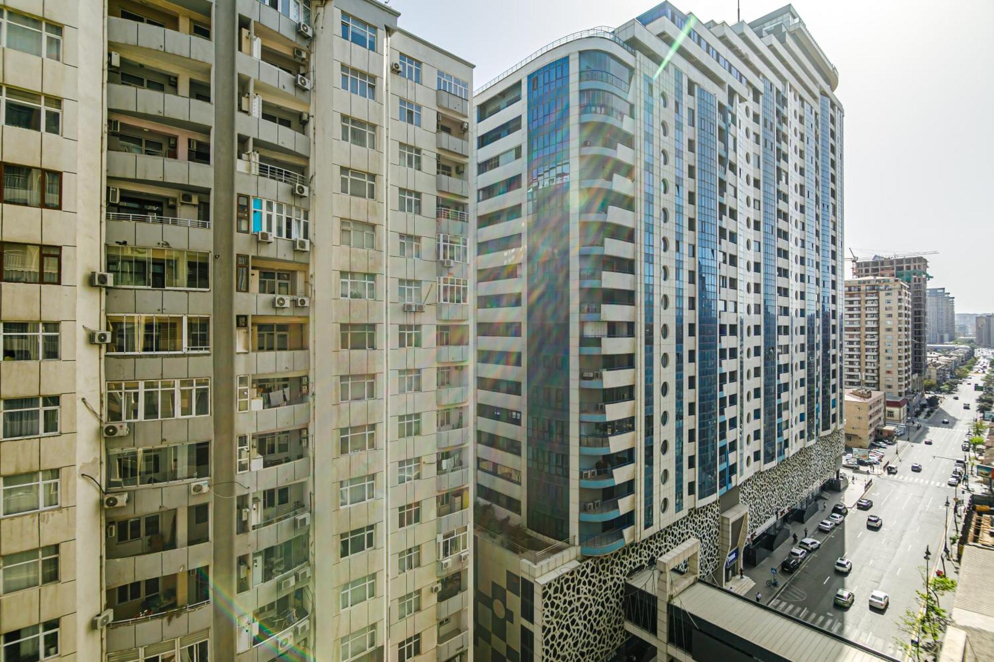 Park Azure Vip Apartment By Baku Housing Esterno foto