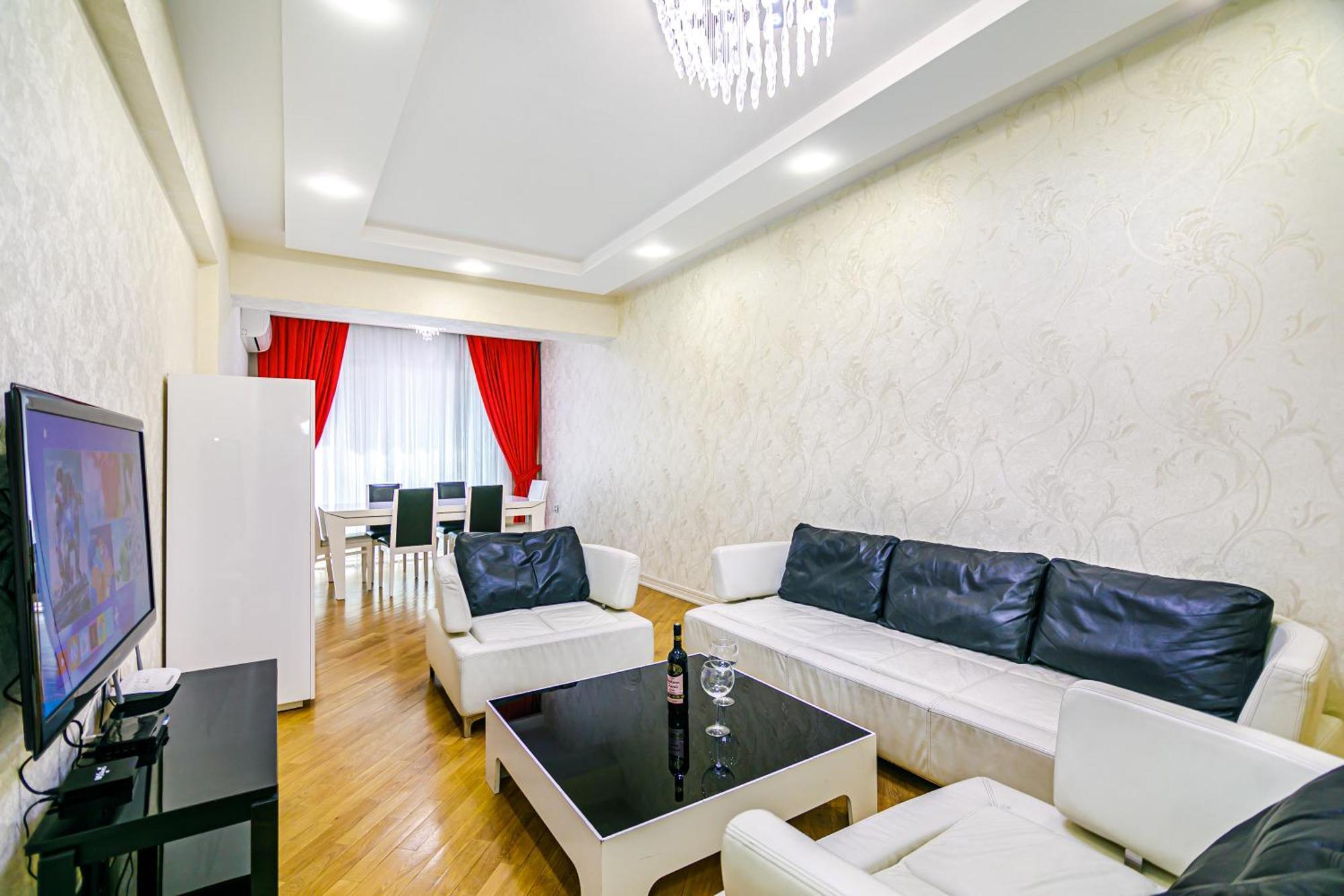 Park Azure Vip Apartment By Baku Housing Esterno foto